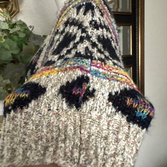 Women's Poncho knit Sweater Aztec Multicolor Metallic Patches Button Side Sz 10 - Picture 14 of 15